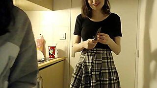 Hélène Behind The Scenes: Real Breasty Gal Posing Fully Stripped - Enmarchenoire The Oral-Job Harem