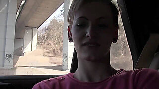 Short Haired Bella Pumpkin Gives A Blowjob & Rides Strangers Dick In The Backseat