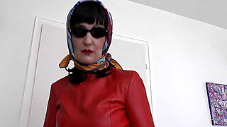 Big Sunglasses Show - Headscarf Makes You Cum