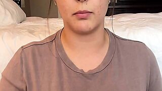 Hot Brunette From Squirt Masturbating On Webcam