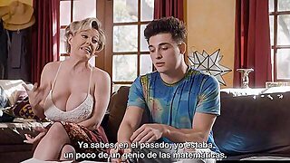 Adult Time - Horny Stud Is Obsessed With Stepmommy Dee Williams S Huge Tits! - Spanish Subtitles: Po